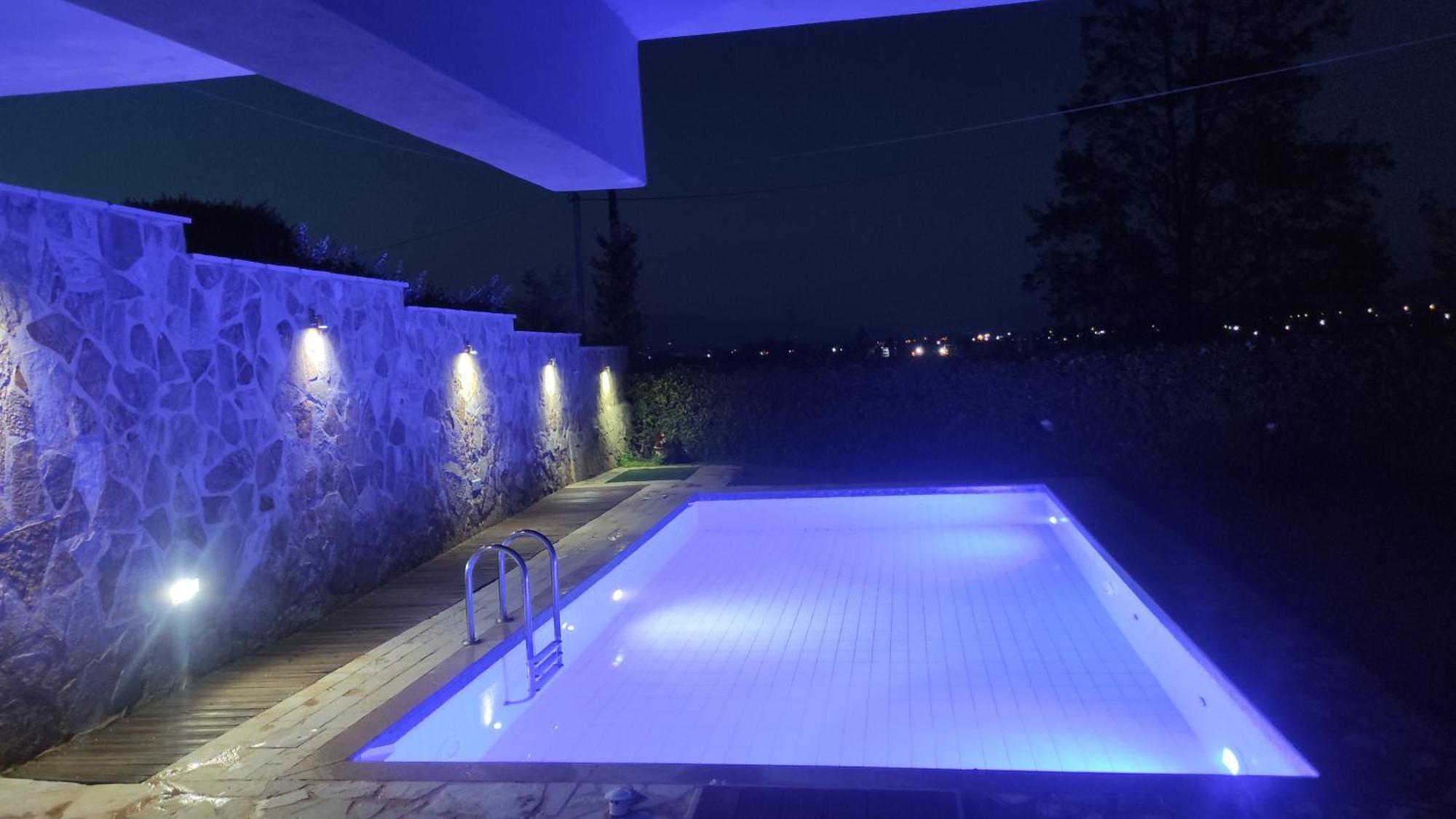 Kiáton Apartment With Private Pool מראה חיצוני תמונה