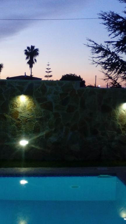 Kiáton Apartment With Private Pool מראה חיצוני תמונה