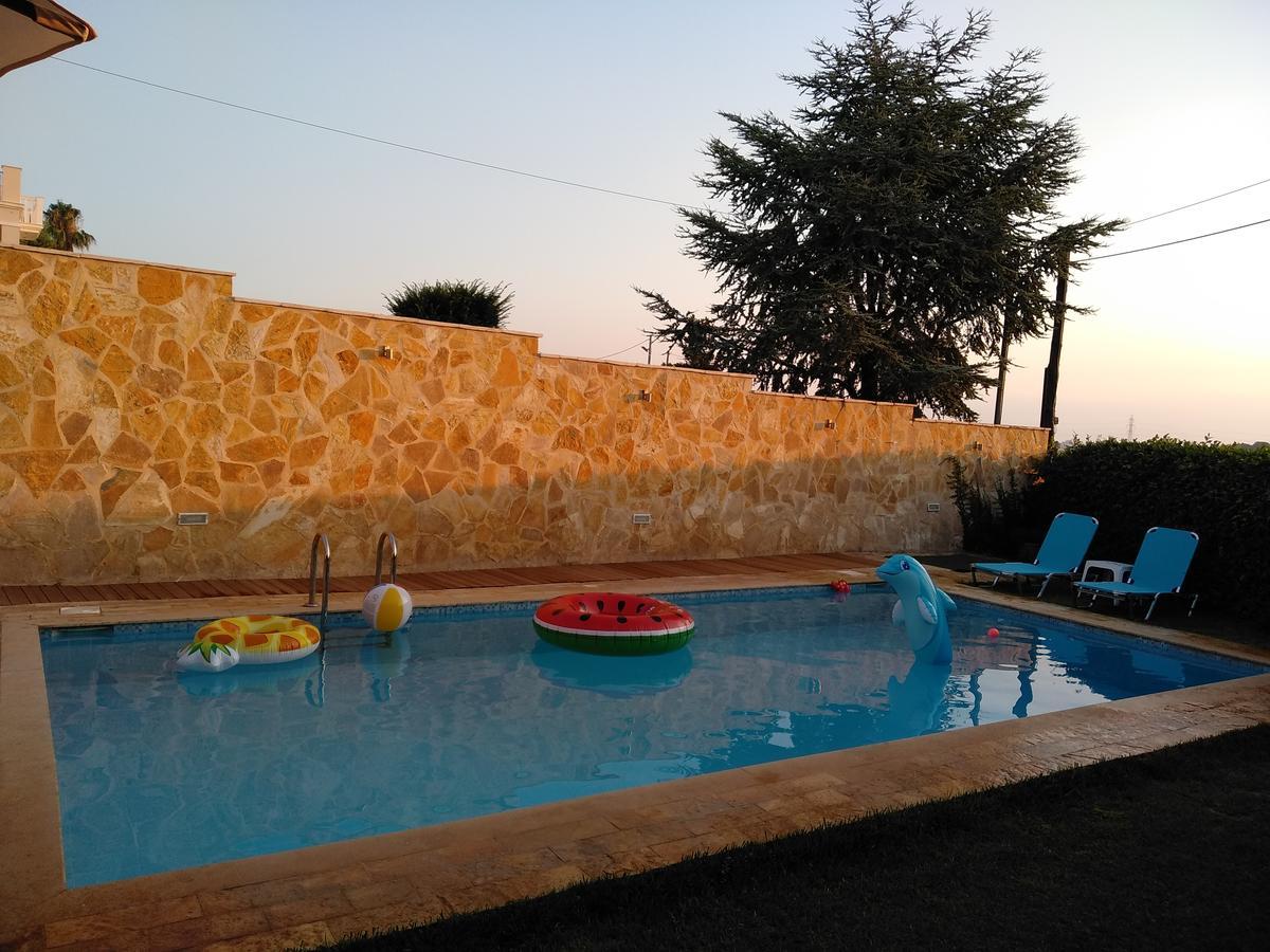 Kiáton Apartment With Private Pool מראה חיצוני תמונה