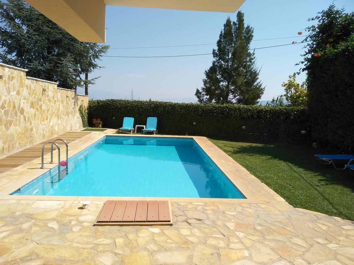 Kiáton Apartment With Private Pool מראה חיצוני תמונה
