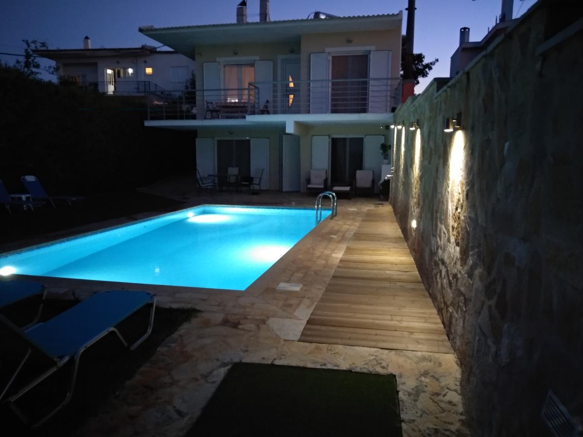 Kiáton Apartment With Private Pool מראה חיצוני תמונה